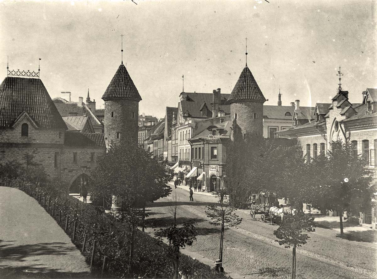 Tallinn (Reval). Viru Gate (Lehmpforte) - Viru värav, between 1928 and 1937